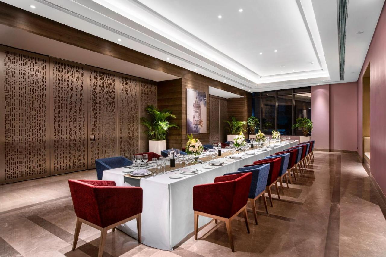Vivanta Bhubaneswar Dn Square Exterior foto